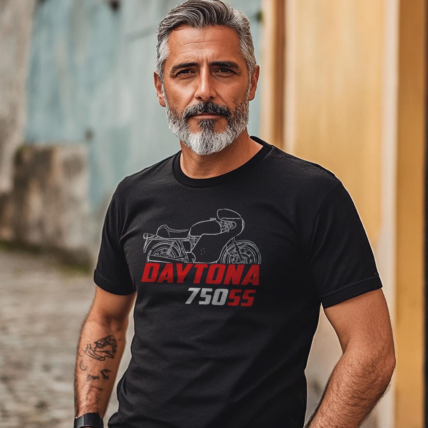 MV Agusta 750 SS Daytona 1973 - 1974 Inspired T-Shirt - Motorcycle Tee Shirt for Riders